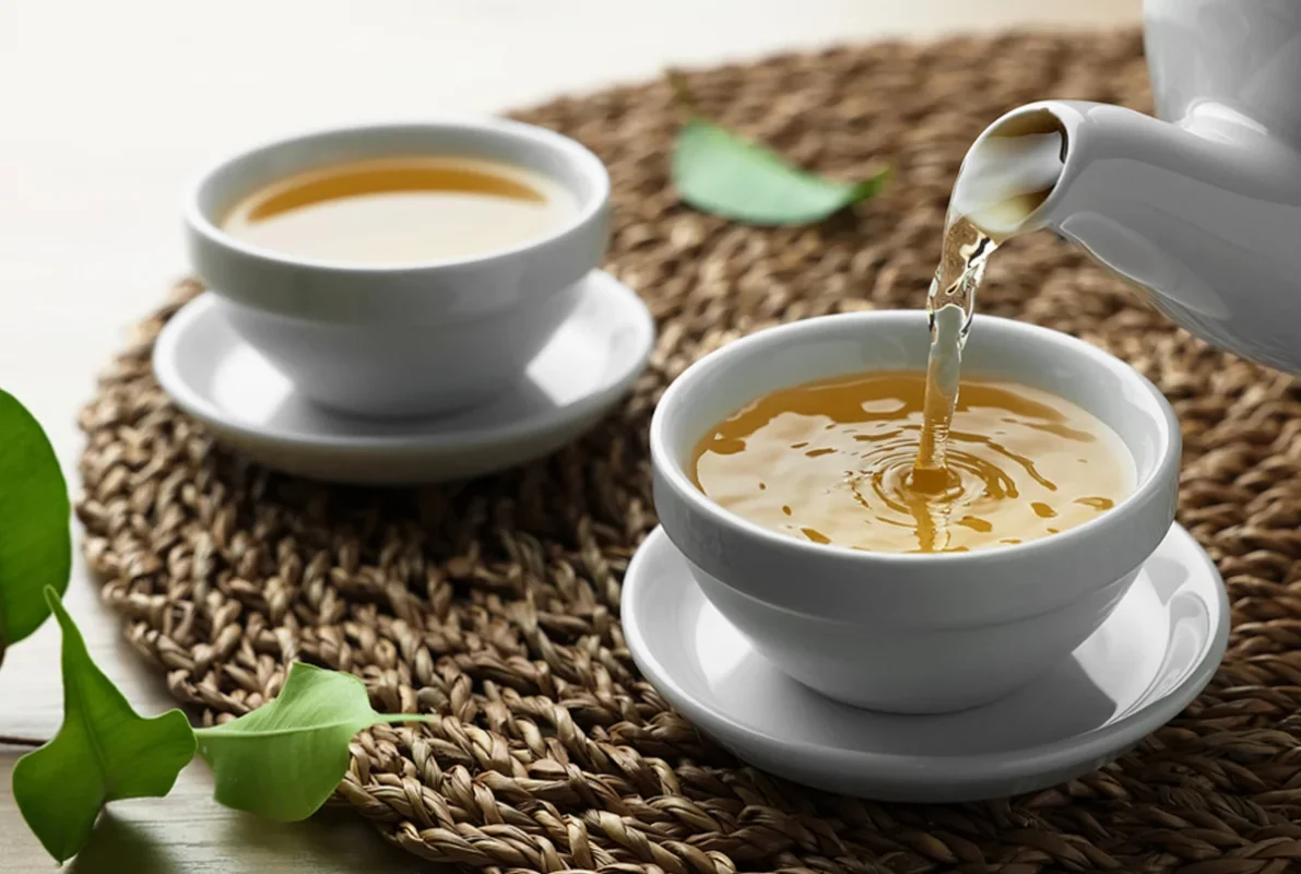 cum-se-prepara-ceaiul-de-coada-soricelului